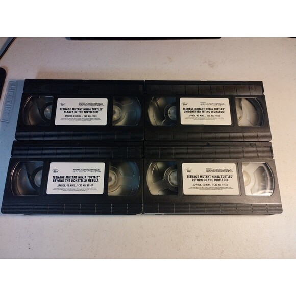 VTG 1993 Teenage Mutant Ninja Turtles TMNT "Out of This World!" VHS Set - RARE - Picture 7 of 7
